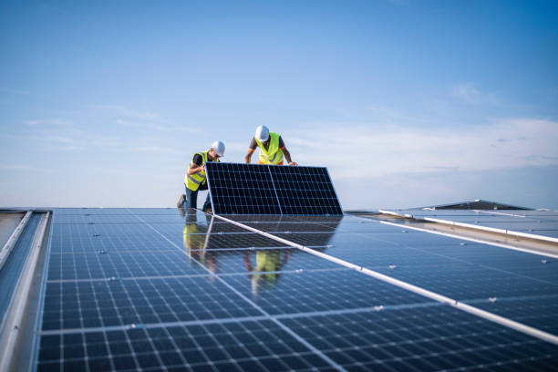 Best Roof Ventilation Installation  in Hernando, MS
